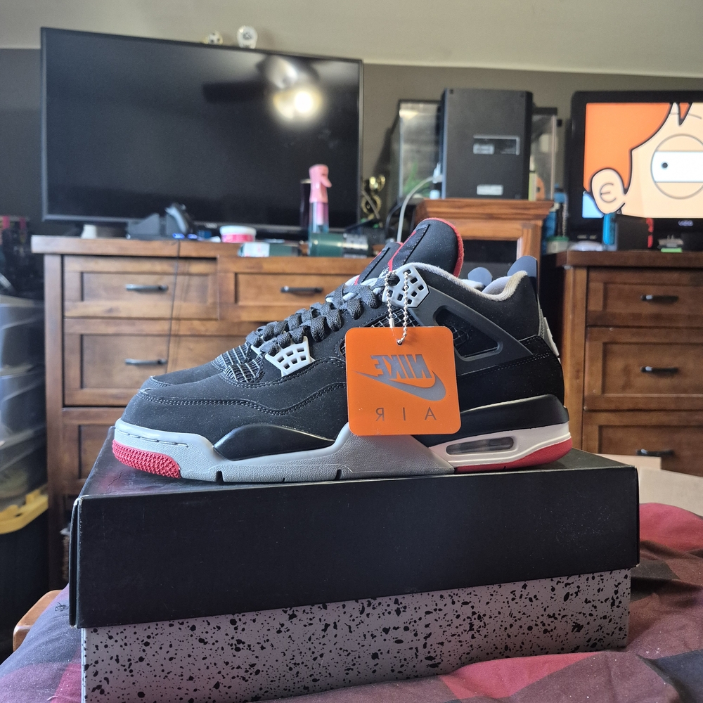 Jordan Athletic Shoes Black and Red Performance Sneakers